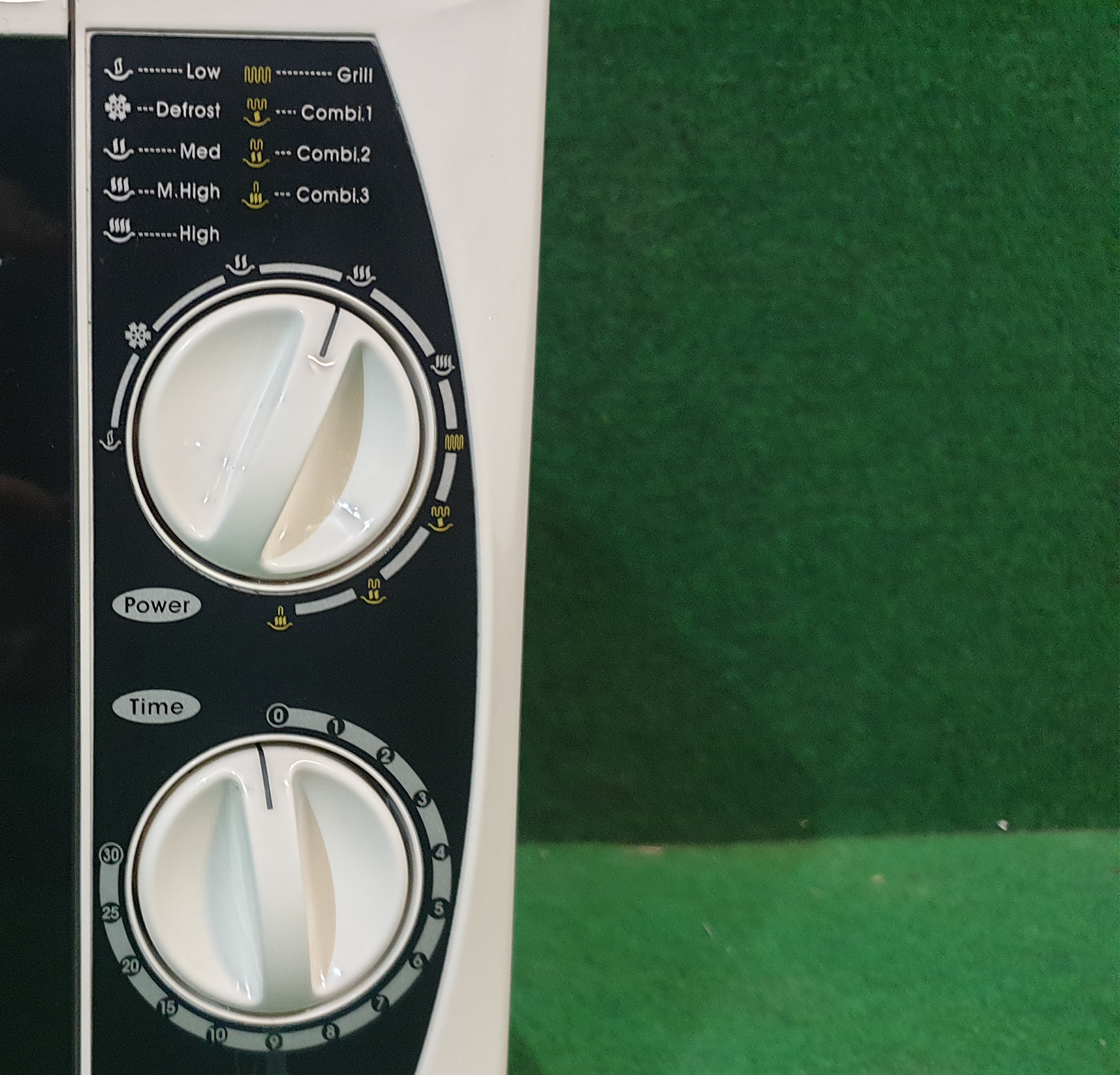 Micro-ondes/Gril FAIRLINE 700WAT image 6