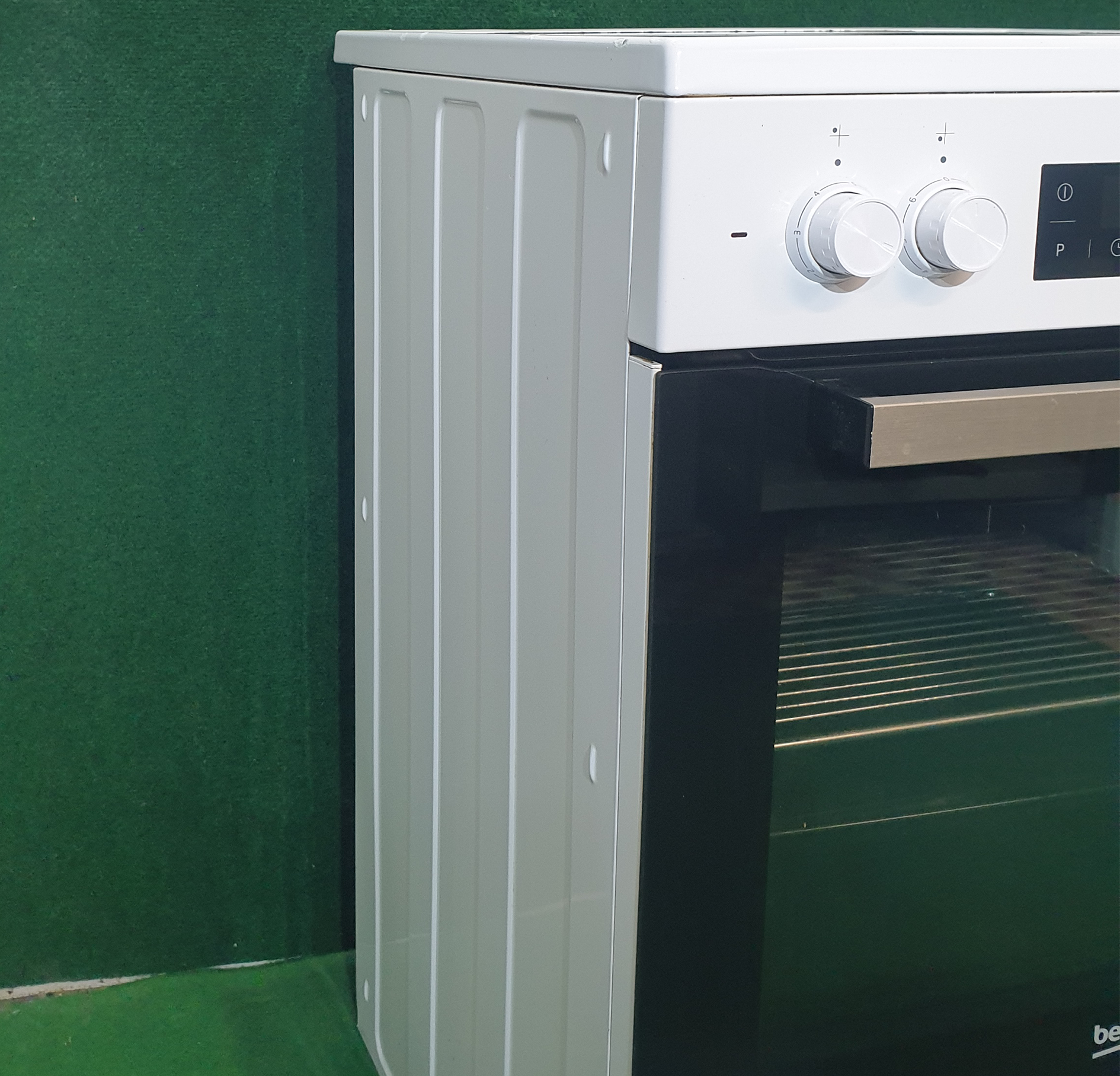Cuisinière vitrocéramique BEKO ProChef Pyrolyse image 5